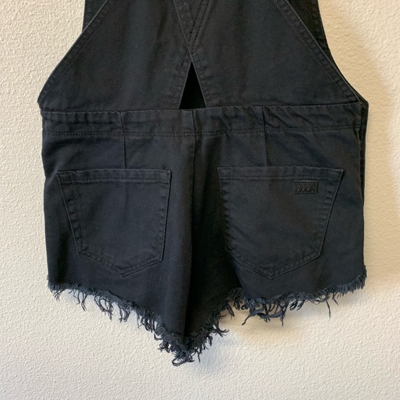 Zee Gee Why Cross Back Overall Cutoffs - Picture 6 of 8